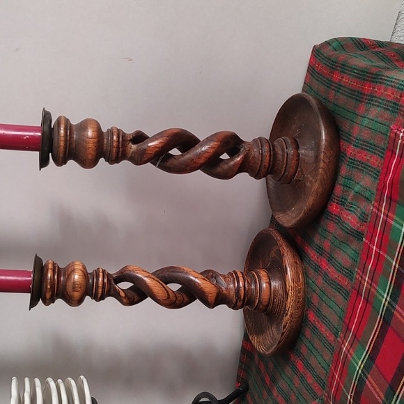Carved Wood Barley Twist Taper Candle Stick Holders Vintage Antique Set 2 - Picture 6 of 10